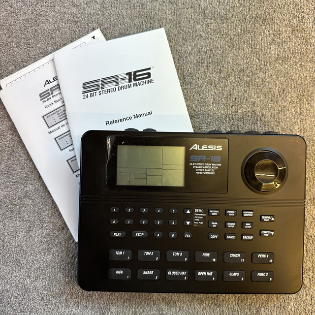 Alesis SR-16 Digital Drum Machine