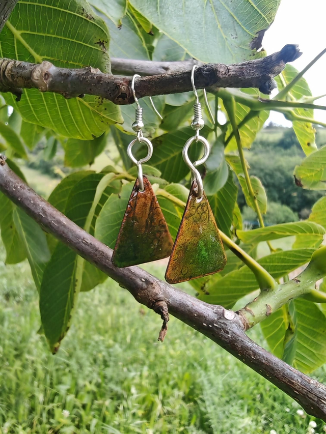 Cuivre historique, Boucles d&#039;oreilles émail 