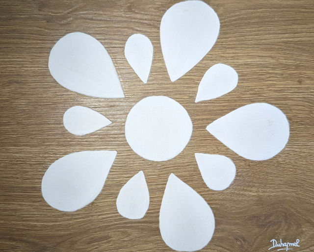 Goutte d’eau, 2024 (collection « coulures »)