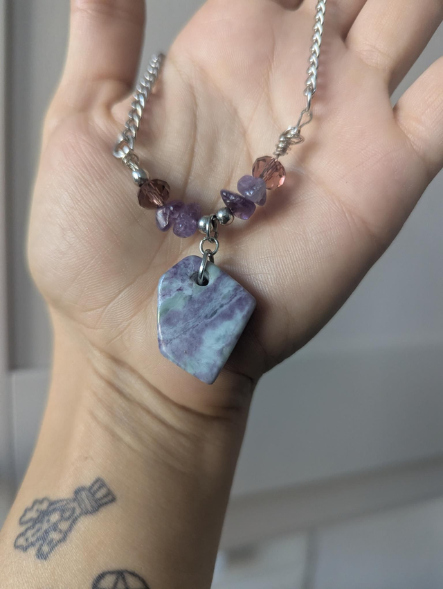 Rare kammererite necklace with amethyst beads 