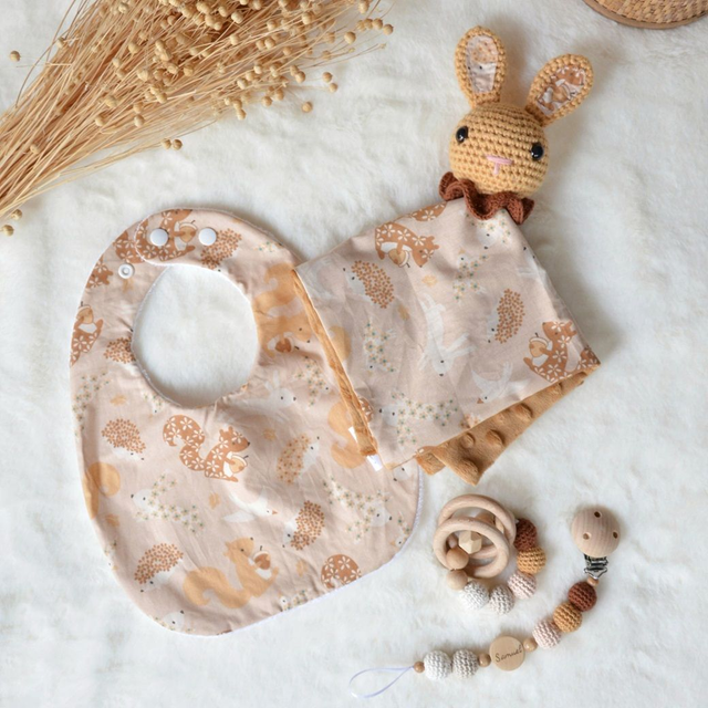 Coffret naissance &quot;Bienvenue&quot; motif écureuil camel