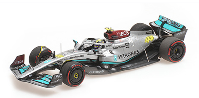 Mercedes Benz AMG W13 Bahrain GP 2022 L. Hamilton Minichamps 1:43 Formel 1