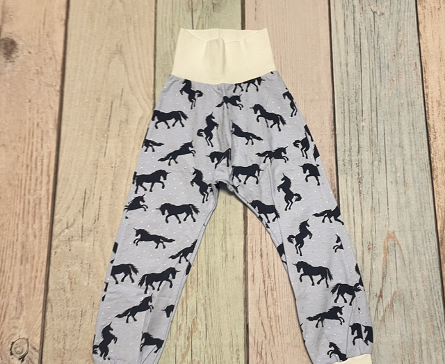 Checkerhose, Größe 98, Einhörner