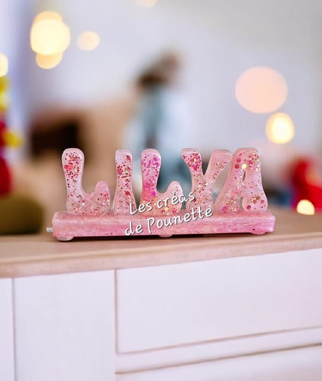 Prénom sur socle de 3 à 5 lettres maxi