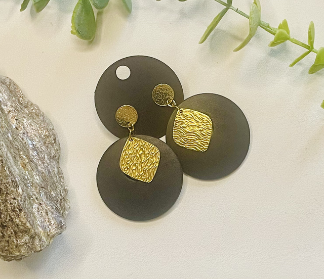 LUMIÈRES D’ ÂMEA, noire