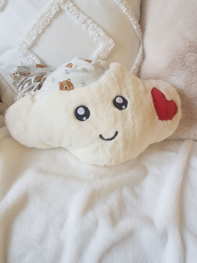 Coussin Kawaii Nuage Blanc