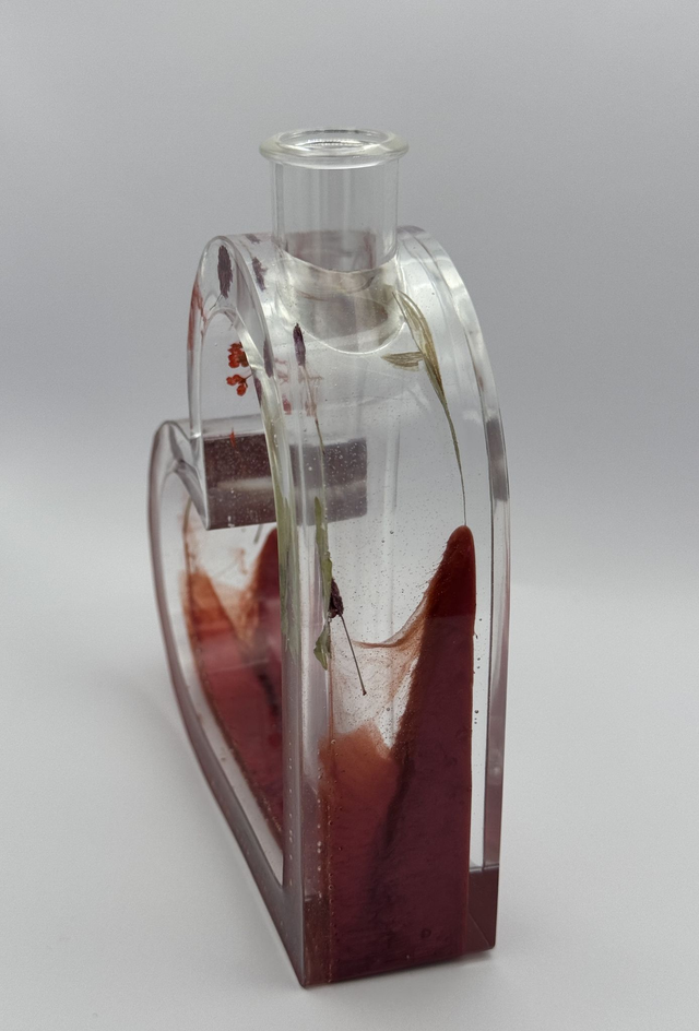 Red Wine Heart Propagation Vase