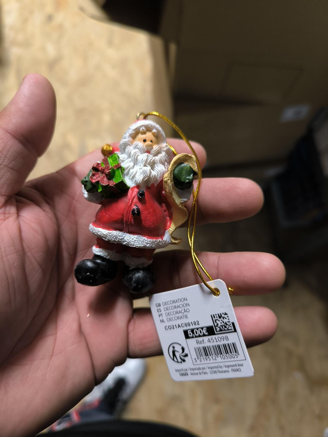 PERE NOËL RESINE A SUSPENDRE 