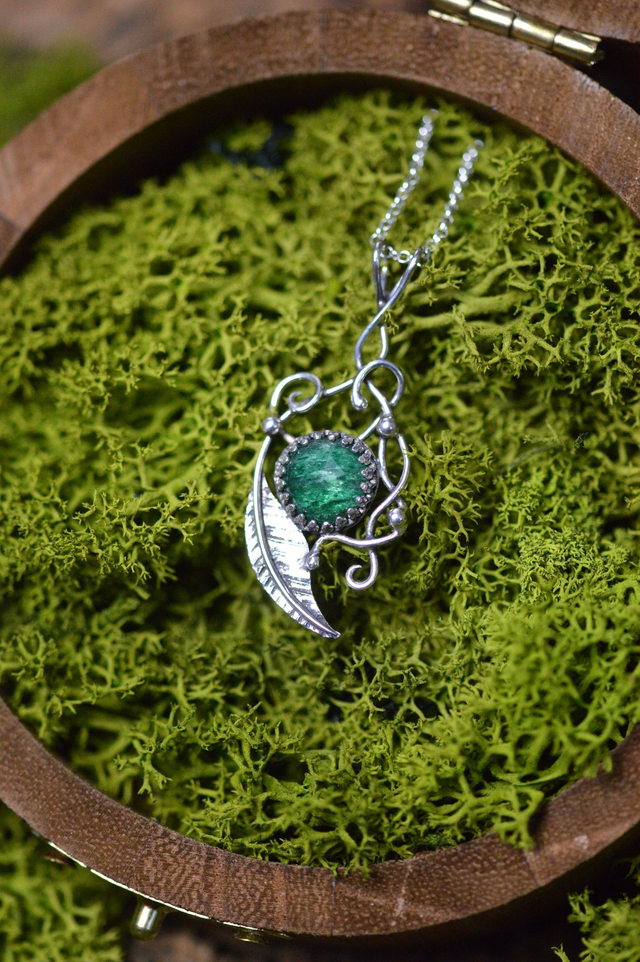 Pendentif Elfique - Aventure "Feuille de Rosée"