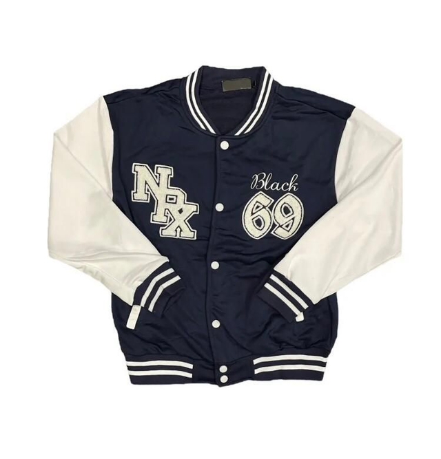 10447208 - California Vintage felpa college con patch