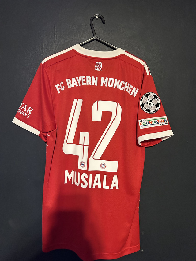 (S) Bayern Munich 2022-23 Home / MUSIALA 42