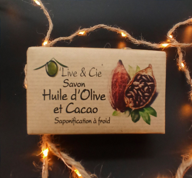 Savon Cacao, huile d'olive.