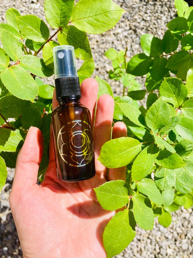 Parfum " Rose Sacrée " : guérison de l'intime &amp; amour - 30 ml