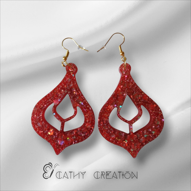 Boucles d'oreilles rouge et paillettes grises