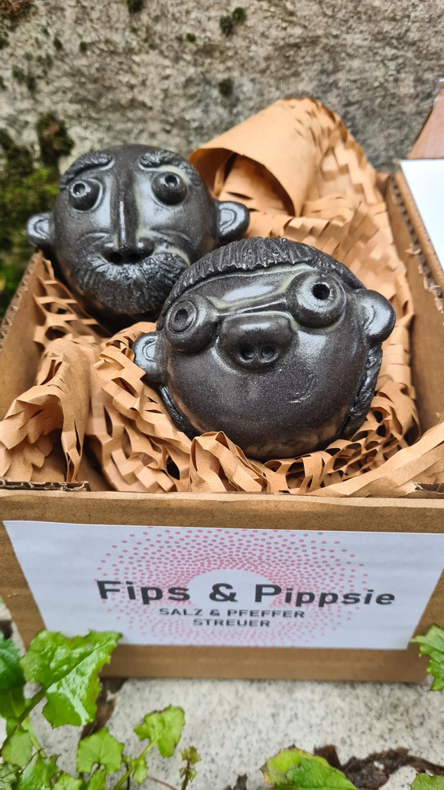 Salz-&Pfefferstreuer "Fips&Pippsie", dunkel