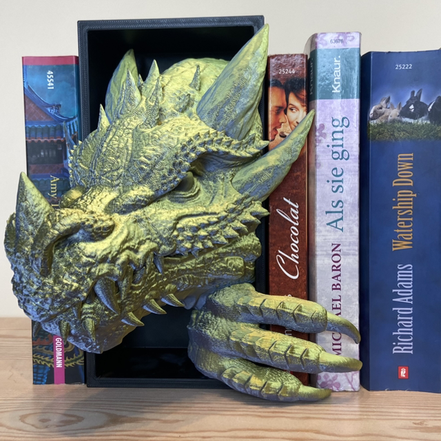 Dragon Booknook, gold-black