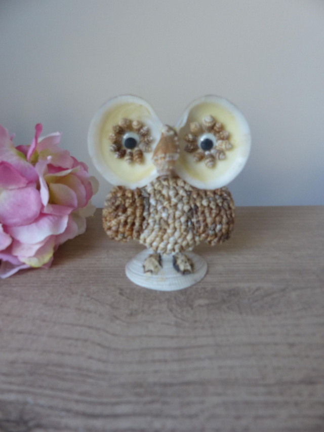 Statuette chouette hibou en coquillages - Sculpture vintage artisanat français, Décoration bord de mer, Souvenir famille vacances à la plage