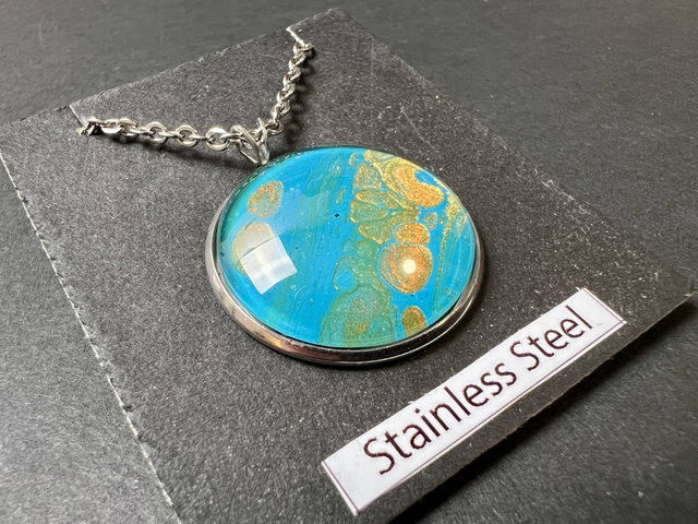 Turquoise Round Pendant Necklace