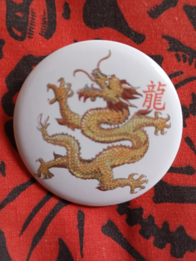 Badge Dragon jaune