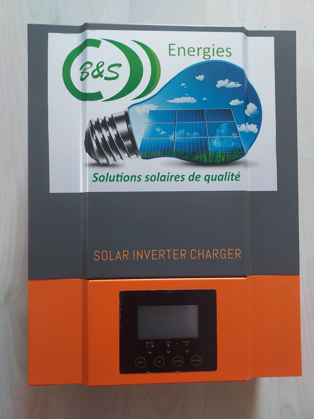 Onduleur 2kW/1.5kW Hybride pour batterie 12V sortie 230V 1500W