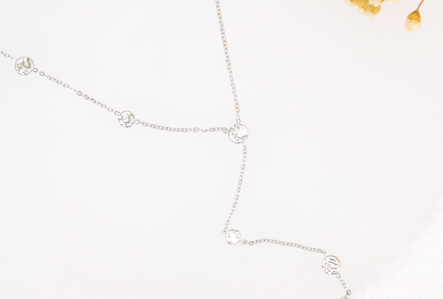 Collier Y pampilles martelées 