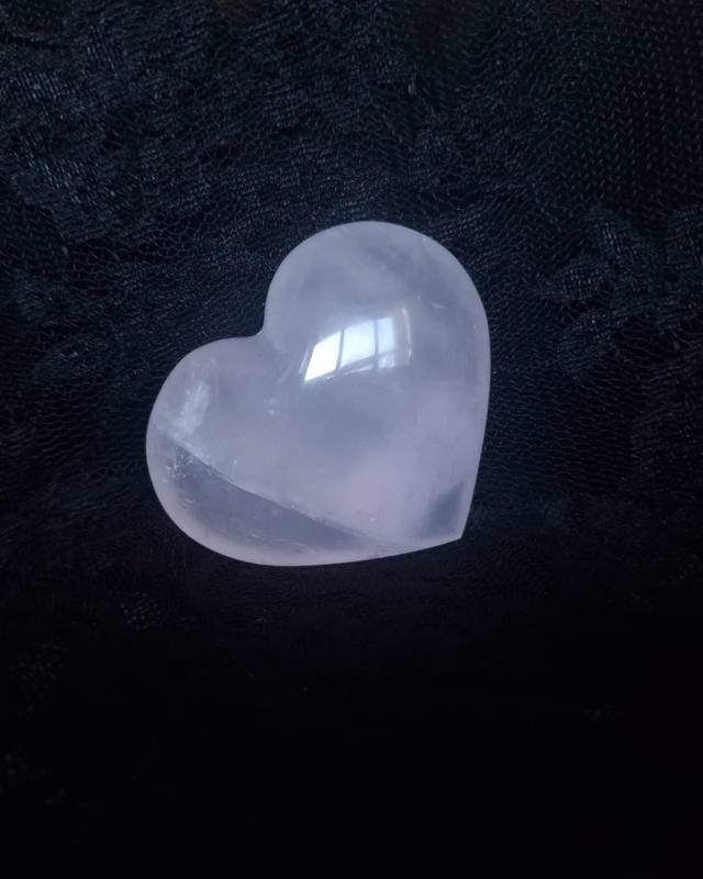 Rose quartz heart