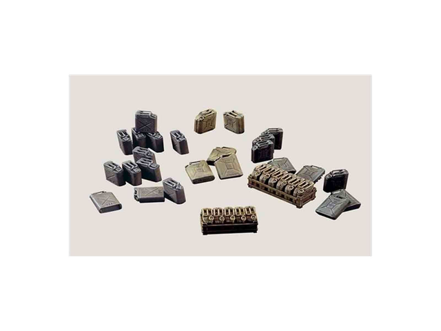 Jerrycans italeri 402 1/35