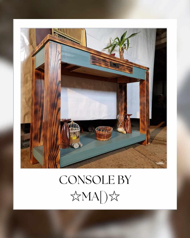 Console d'entrée en pin massif 