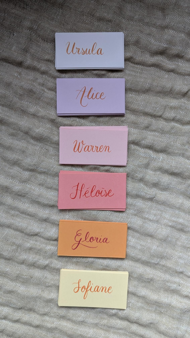 Marque-places colorés calligraphiés - rectangulaires