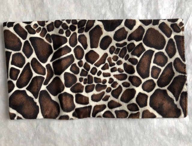 Couvre-livre upcyclé “Le compagnon de lecture” — Protège tes livres poche ou grand format