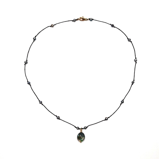 Collier Poka - ormeau et perles de Culture noires 