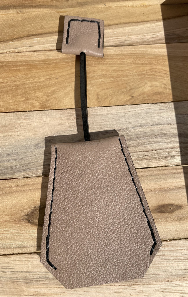 Cloche à clefs marron