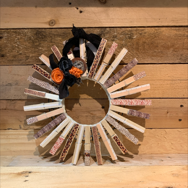 Peg Wreath 