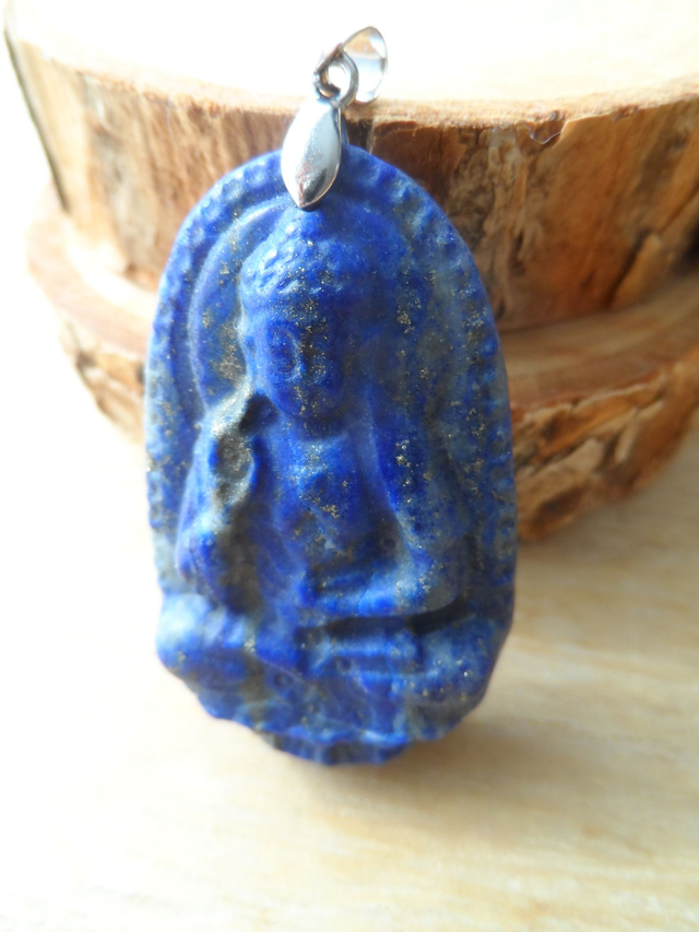 Pendentif Siddhartha en pierre