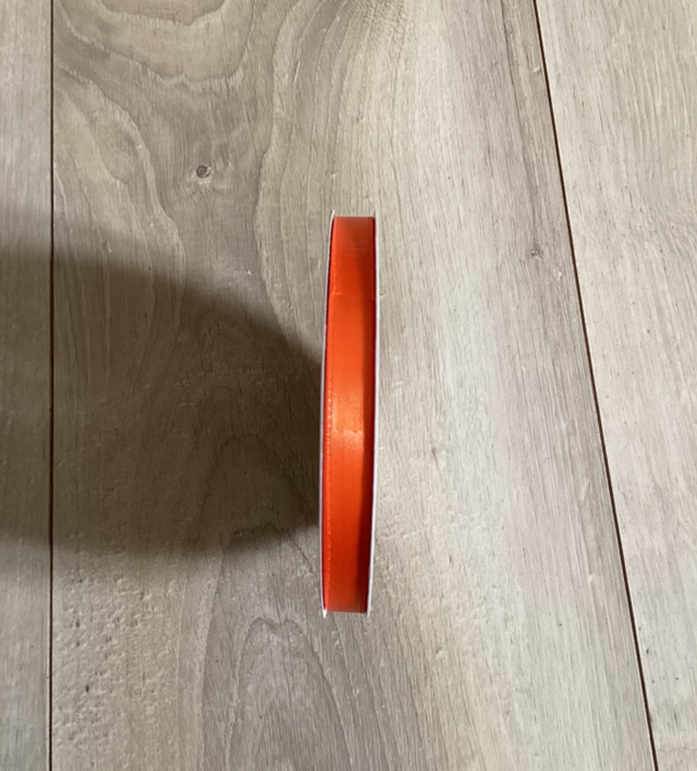 Rouleau ruban orange neuf 