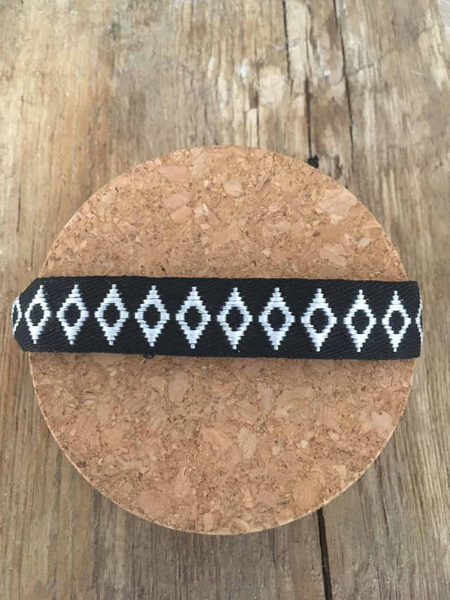 BRACELET RUBAN MOTIF ETHNIQUE