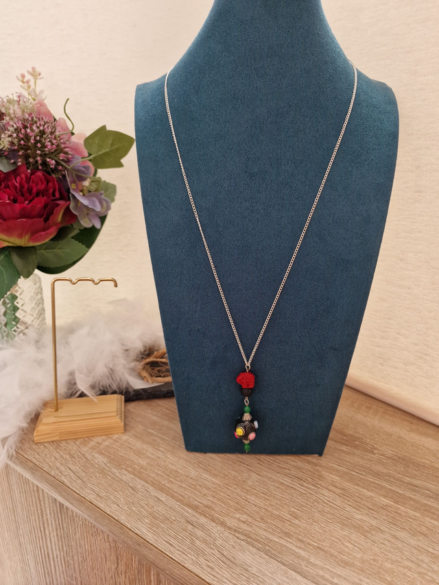 Collier Eléphant Perles Indonésienne Perle De Lave Jade