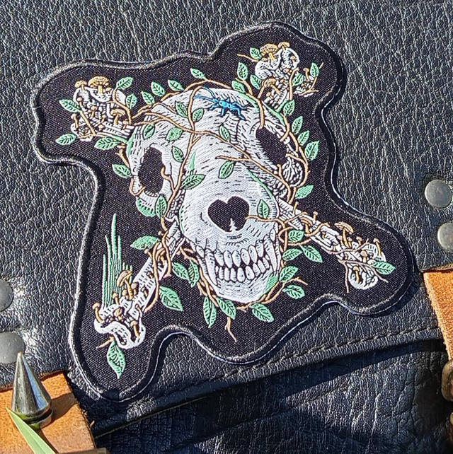 Écusson Hurlements 10*10cm