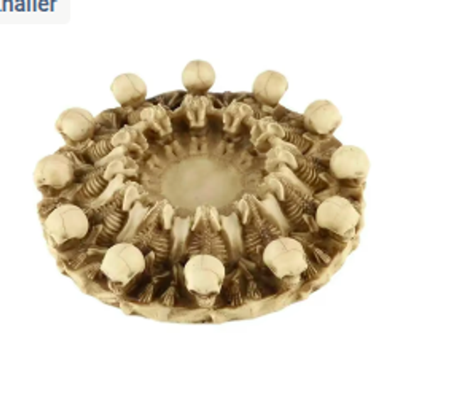 Prachtige creatieve horror asbak met schedels  (16cm)