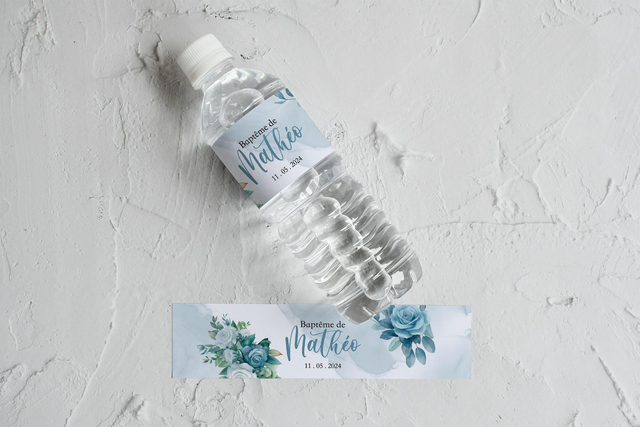 Étiquettes bouteilles Baptême Fleurs &amp; Blush bleu