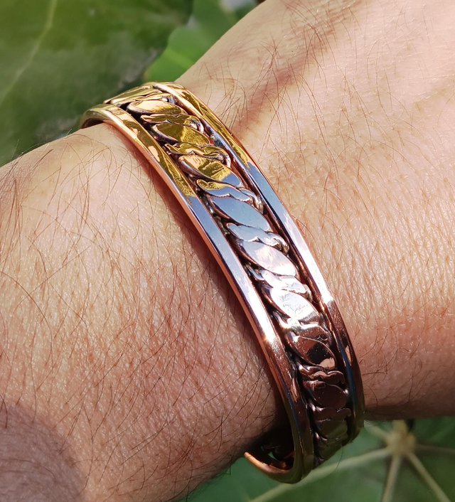 Bracelet en cuivre pur torsadé – anti-inflammatoire, unisexe