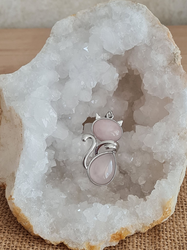 pendentif chat Quartz rose