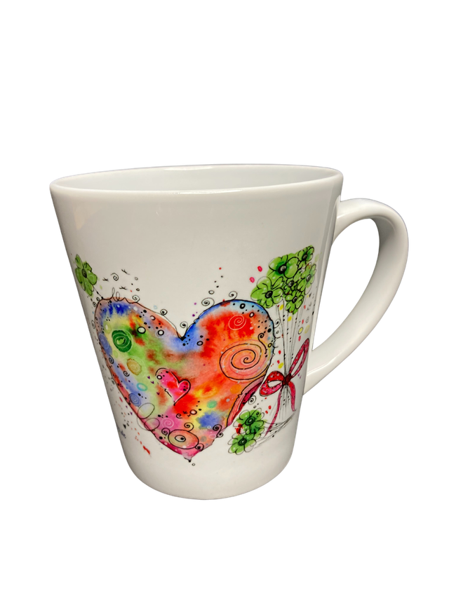 Konische Keramiktasse "Herz mit Klee"