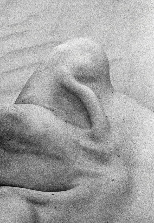 Photo Prints 21 x 29.7 'LOOK AT ME' (nudes)