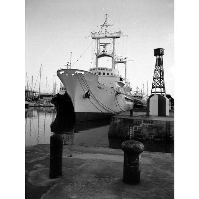 La Rochelle 40cm x 50cm limité 15 expl Argentique