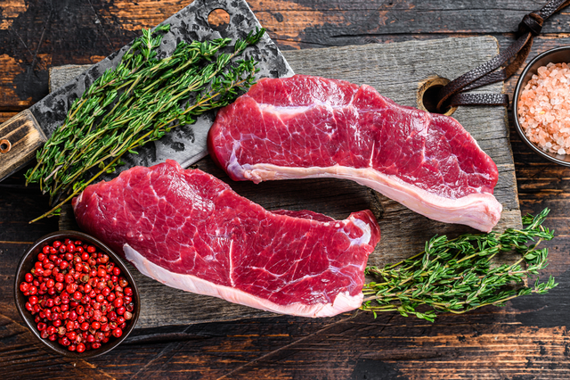 Beef Sirloin Steak (£37.99 per kg) 1 large per pack suitable for sharing