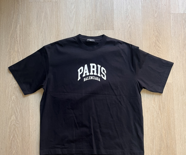 Balenciaga paris t-shirt size XL NEW
