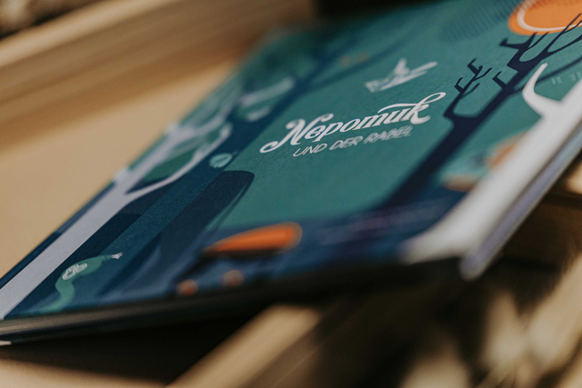 SCHULSTARTER-BUNDLE: Buch + Federmäppchen