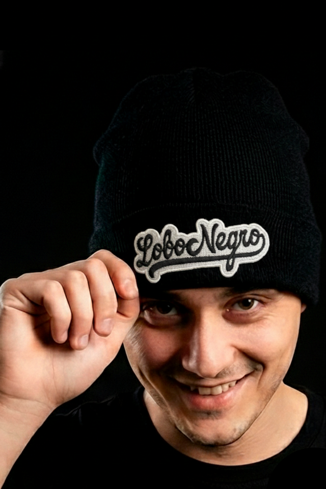 El gorro del Lobo Negro