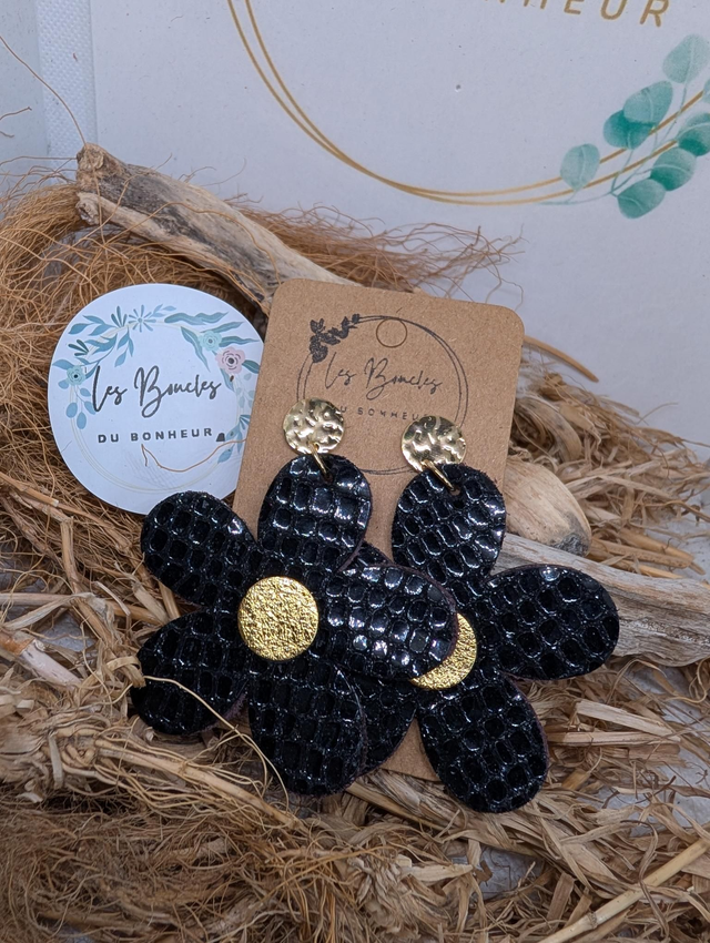 Boucles d'oreilles Marguerite noir doré m1101